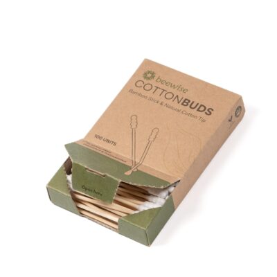 Beewise Bamboo Wattenstaafjes bamboo cotton buds home compostable in a kraft paper packaging from beewise amsterdam