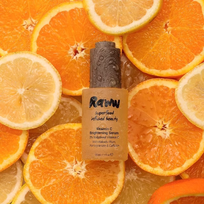 Dit serum is speciaal ontwikkeld om de huid te verzorgen en te versterken | Bevat vitamine C, krachtige antioxidant die helpt vrije radicalen bestrijden!