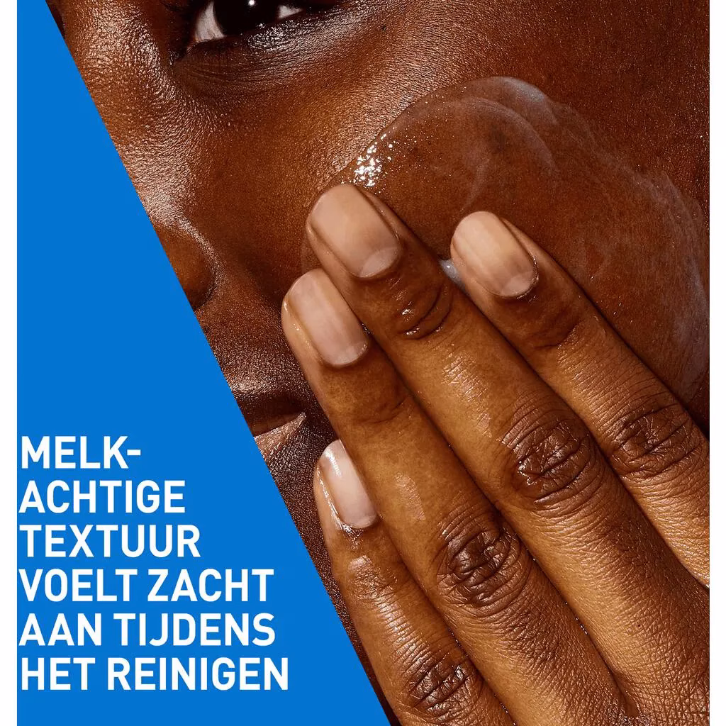 Reinig je huid grondig en mild met CeraVe Hydraterende Cleanser 1000ml. Deze grote navulflacon is speciaal ontwikkeld om vuil, make-up en overtollig talg effectief te verwijderen, terwijl de huidbarrière wordt beschermd. Verrijkt met ceramiden en hyaluronzuur voor een zachte, gehydrateerde huid. Ideaal voor dagelijks gebruik en voor het navullen van kleinere flessen.