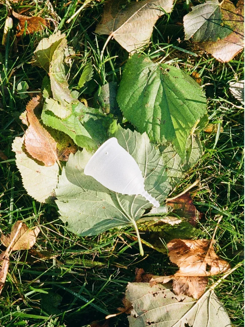 Ervaar comfortabele, duurzame menstruatiebescherming met de AllMatters Organicup A-Cup (Maat A). Deze menstruatiecup is gemaakt van zacht, medisch siliconenmateriaal en biedt een veilig, herbruikbaar alternatief voor wegwerpproducten. Ideaal voor vrouwen met een lichte menstruatie of voor wie nieuw is met menstruatiecups.