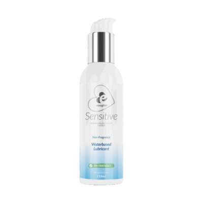 Ervaar soepele en natuurlijke glijding met Easyglide Glijmiddel Sensitive Waterbasis 150ml | Dit glijmiddel is speciaal ontwikkeld voor een gevoelige huid en biedt optimaal comfort tijdens intieme momenten. Perfect voor koppels die veiligheid, zachtheid en plezier willen combineren.