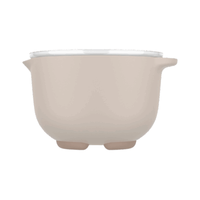 De Mepal Beslagkom met Deksel Chef It is perfect voor het veilig en hygiënisch bewaren van deeg, beslag, salades of andere bereidingen. Dankzij het stevige deksel kun je de inhoud eenvoudig bewaren of meenemen zonder morsen. Verkrijgbaar in drie stijlvolle kleuren: Chalk