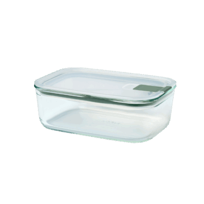 De Mepal Glazen Vershouddoos – EasyClip – Nordic Sage is de perfecte oplossing voor wie eten vers wil houden, slim wil bewaren én stijlvol wil serveren. Dankzij het innovatieve EasyClip-systeem sluit de doos luchtdicht af met één klik, zodat gerechten langer vers blijven en veilig meegenomen kunnen worden. Gemaakt van sterk, hittebestendig glas dat geschikt is voor oven, magnetron, vriezer én vaatwasser | 1000ml