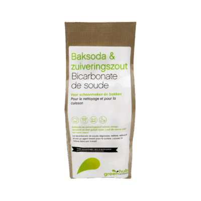 Greenhub Baksoda, ook bekend als zuiveringszout, is een veelzijdig en natuurlijk product voor in huis. Het kan gebruikt worden voor schoonmaken, neutraliseren van geurtjes, als mild schuurmiddel en zelfs in sommige kooktoepassingen. Dit 100% natuurlijke product is biologisch afbreekbaar en een milieuvriendelijk alternatief voor chemische schoonmaakmiddelen.