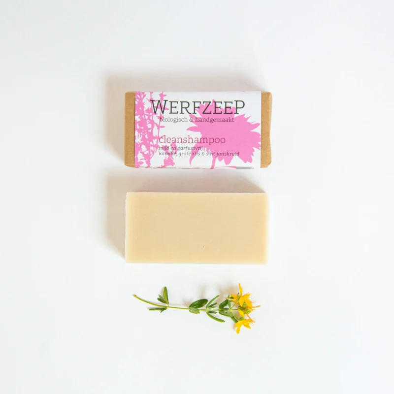 Cleanshampoo van Werfzeep reinigt en verzorgt je haar op een milde, natuurlijke manier. Met zorgvuldig geselecteerde plantaardige ingrediënten worden vuil en talg verwijderd zonder het haar of de hoofdhuid uit te drogen. Geschikt voor dagelijks gebruik en alle haartypes.