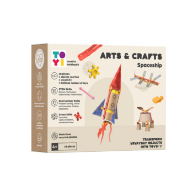 De Toyi Bouwpakket Ruimteschip is een spannende en creatieve bouwset waarmee kinderen hun eigen ruimteschepen, raketten en buitenaardse voertuigen kunnen ontwerpen. Met deze set kunnen ze fantasierijke avonturen naspelen of volledig nieuwe galactische creaties bedenken. Ideaal voor vrij spel, scholen, workshops en groepactiviteiten. Duurzaam, herbruikbaar en perfect te combineren met andere Toyi-sets.