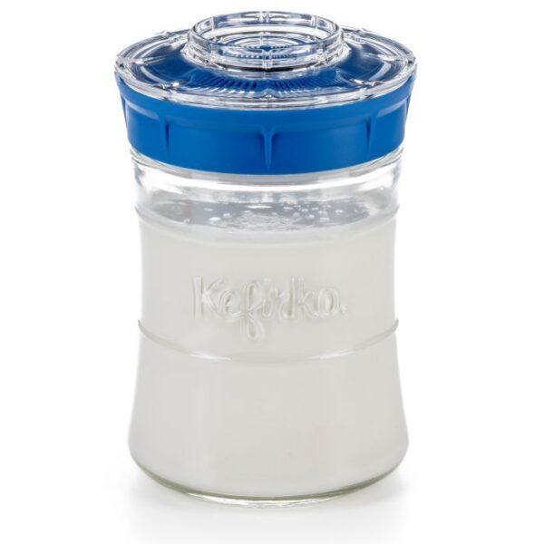 Met de Kefirko Melk en Water Kefir Maker maak je eenvoudig je eigen melk- en waterkefir thuis. Dankzij het slimme filter en de ruime 1400ml capaciteit kun je meerdere porties tegelijk bereiden, en heb je volledige controle over de smaak en consistentie. Ideaal voor iedereen die gezonde, zelfgemaakte probiotische dranken wil drinken.