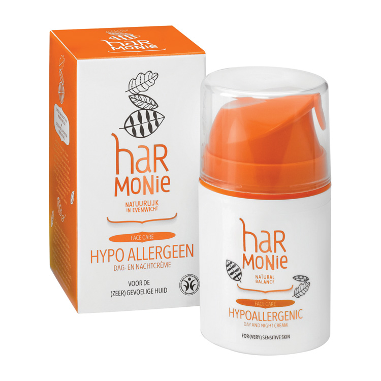 Harmonie Dag/Nachtcrème Hypoallergeen is een milde, verzorgende crème die de huid dag en nacht ondersteunt. De zachte, lichte formule hydrateert intensief, kalmeert de huid en helpt irritaties te verminderen, terwijl de huid soepel en comfortabel aanvoelt.