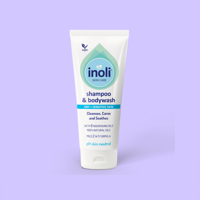 De Inoli Baby 2-in-1 Shampoo & Douchegel 200 ml is een milde, verzorgende cleanser voor de tere huid en haren van je baby. Deze zachte formule reinigt effectief zonder de huid uit te drogen en ondersteunt een gezond huid- en haarritueel.