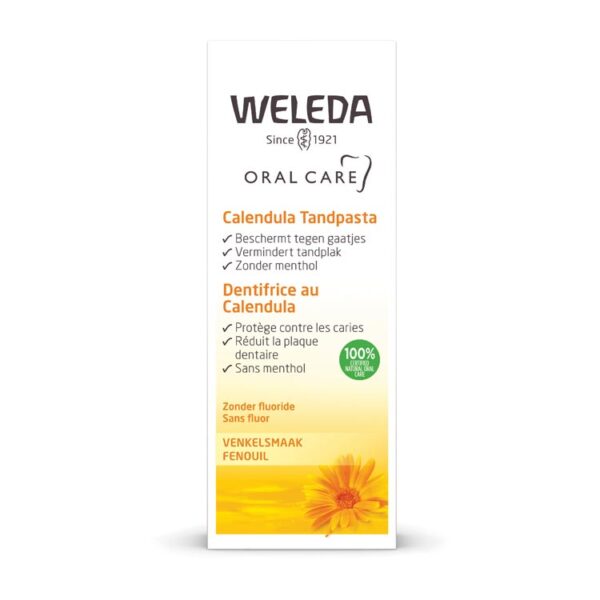 Weleda Tandpasta Calendula Oranje 75 ml is een 100% natuurlijke tandpasta die speciaal ontwikkeld is voor de gevoelige mond en het kwetsbare tandvlees. De milde formule met biologische calendula ondersteunt het tandvlees en reinigt de tanden grondig zonder agressieve schuimmiddelen. Deze tandpasta is vrij van pepermunt en daardoor ook geschikt tijdens homeopathische behandelingen.