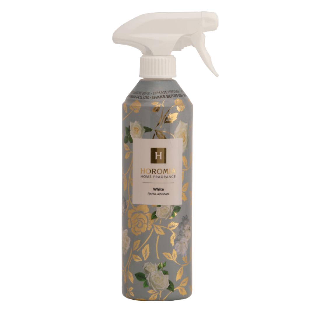 De Horomia Natuurlijke Roomspray White 500 ML zijn luxe interieurverfrisser, speciaal ontwikkeld om je huis een frisse, lichte en aangename sfeer te geven. De fijne nevel verspreidt een subtiele geur die helpt onaangename geurtjes te neutraliseren en een elegante ambiance te creëren. Perfect voor gebruik in de woonkamer, slaapkamer of hal voor een moment van verfrissing en rust.