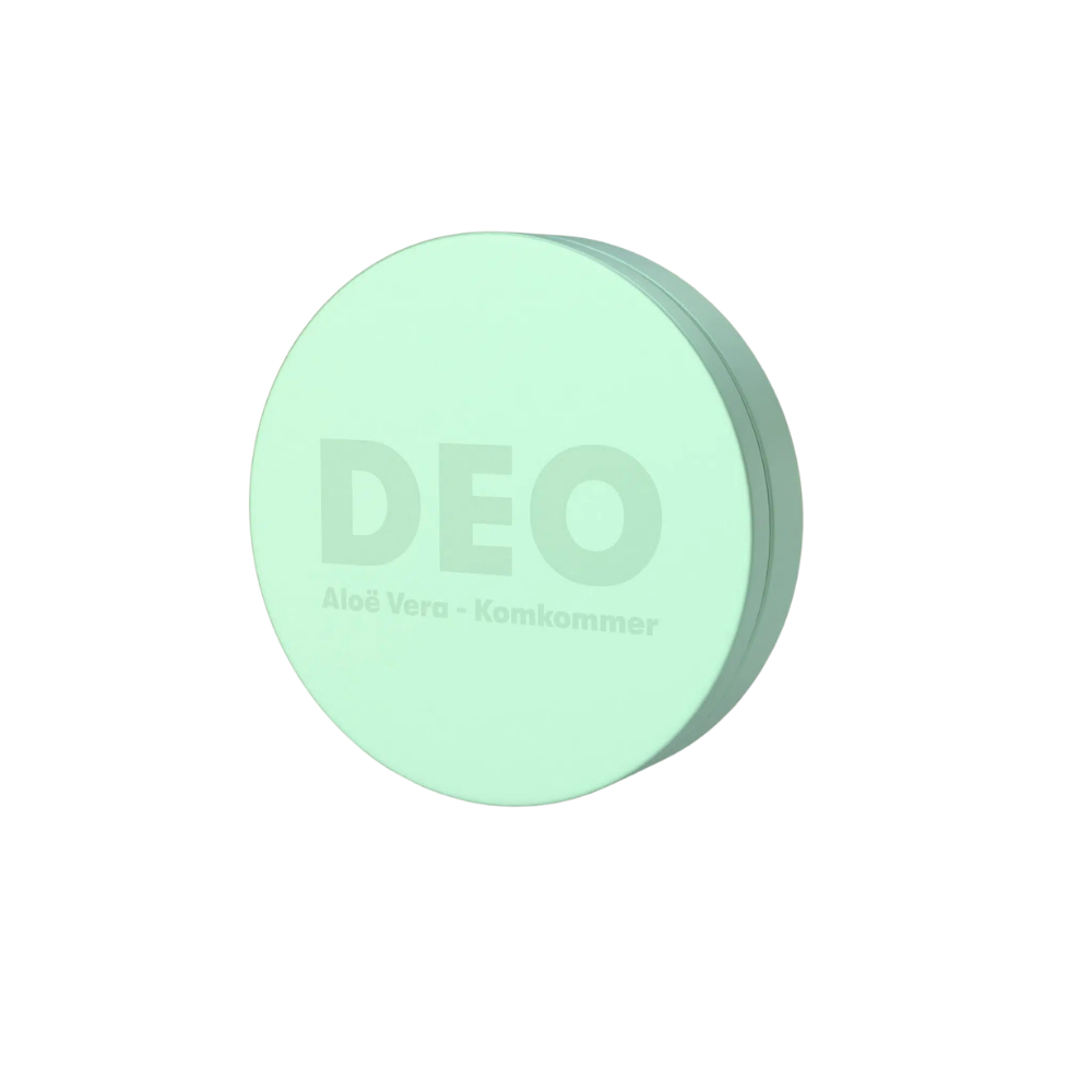 Deze milde deodorant bar met aloë vera en komkommer biedt langdurige frisheid en verzorging zonder de huid te belasten. De formule van de ShampooBars Deodorant Aloe Vera & Komkommer - 60 gram helpt geurtjes op natuurlijke wijze te neutraliseren en geeft een fris, schoon en comfortabel gevoel gedurende de dag. Ideaal voor dagelijks gebruik en geschikt voor de gevoelige huid.
